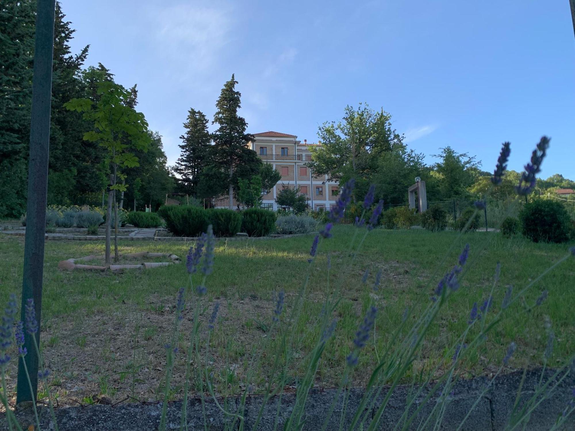 Ostello Il Volto Potenza Exteriör bild