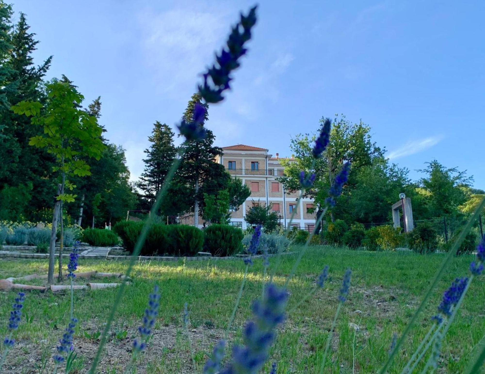 Ostello Il Volto Potenza Exteriör bild